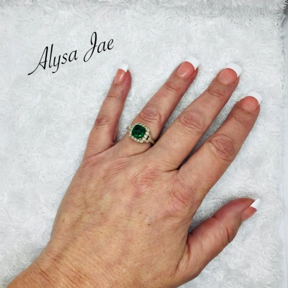 Emerald, White Topaz & Diamond Filigree Ring, 7 - Picture 13 of 13